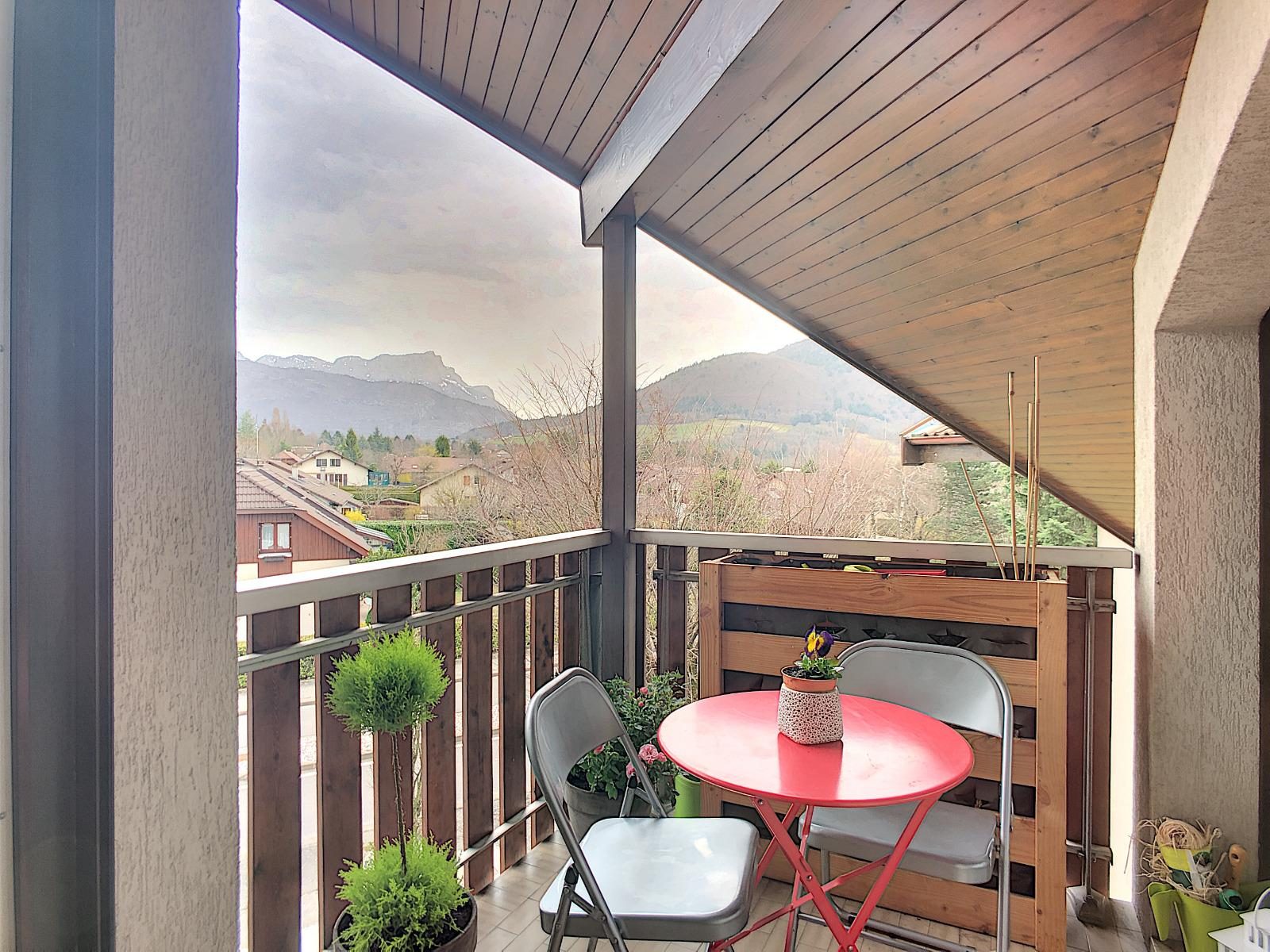 Annecy le vieux à vendre appartement IUT T2 45 m² + 23 m² utiles